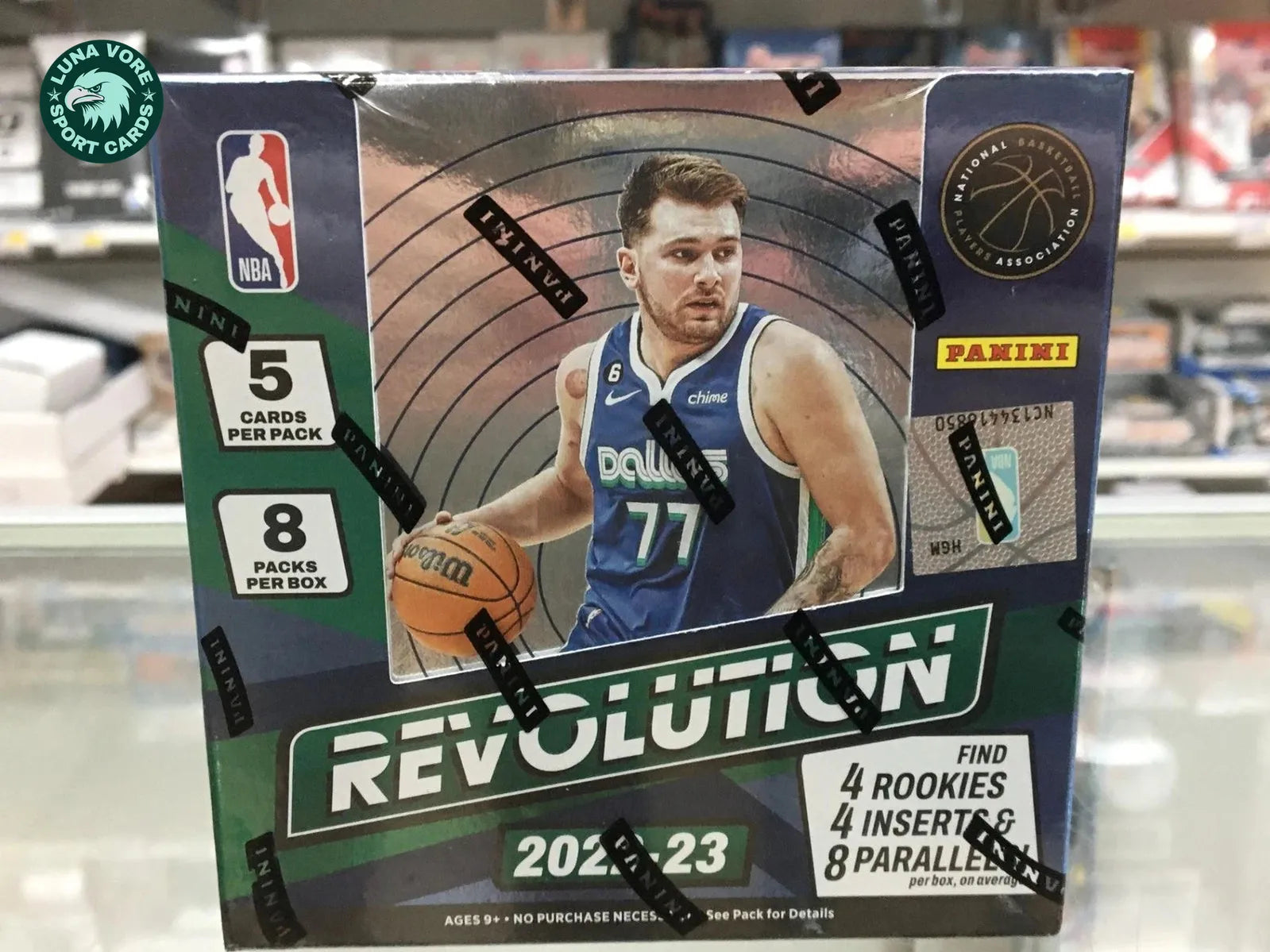 s-l1600_30-1 2022-23 Revolution Basketball HOBBY BOX Look for Autographs Factory Sealed F/S - Image 1